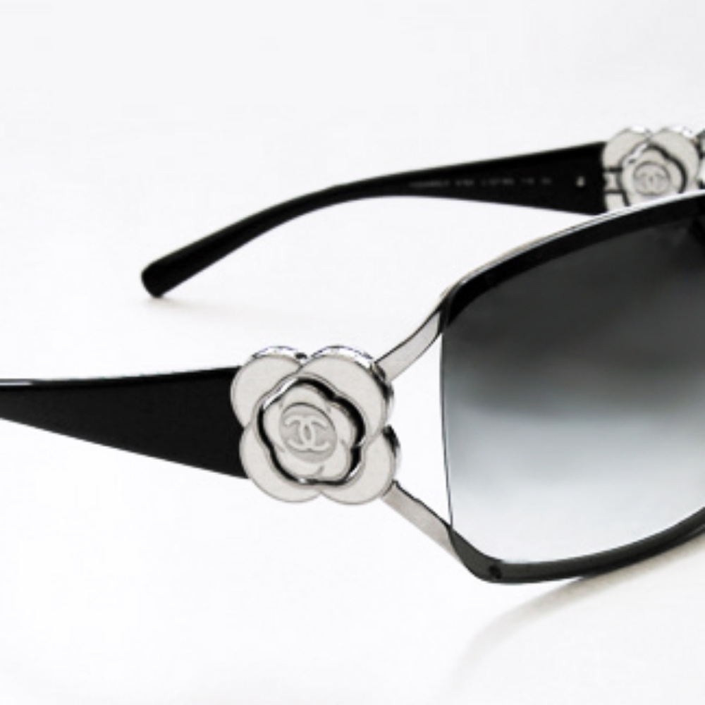 Chanel 4164 Camellia White Enamel Black Sunglasses AUTHENTIC